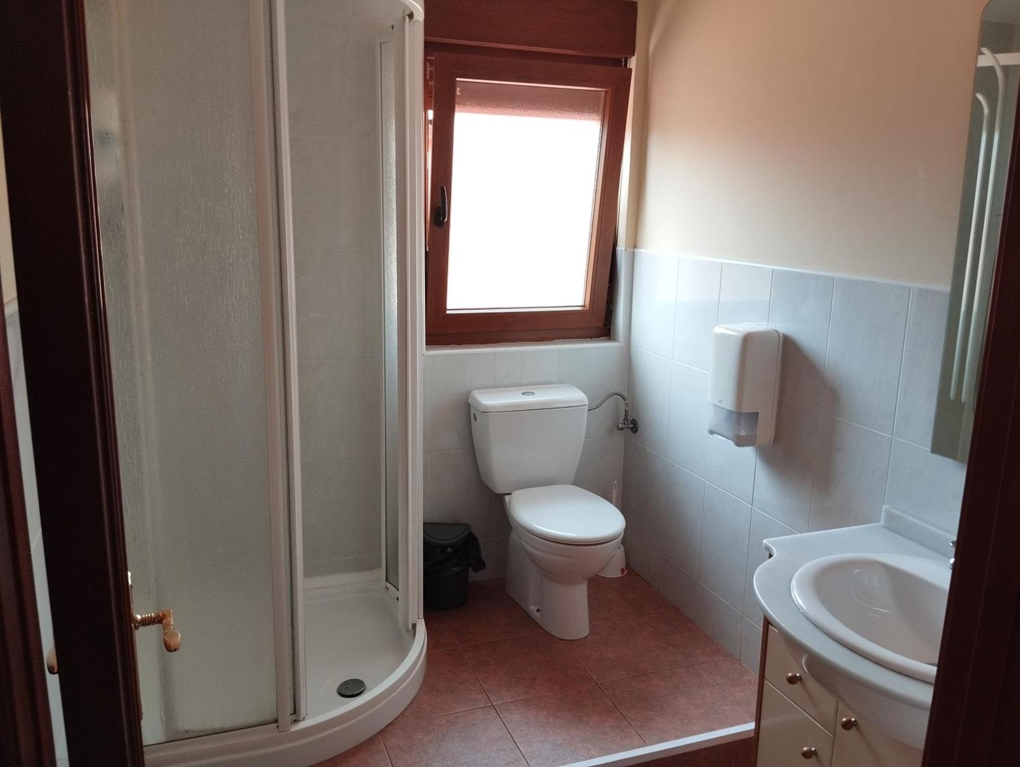Pomaluengo Hostal Bordillas מראה חיצוני תמונה