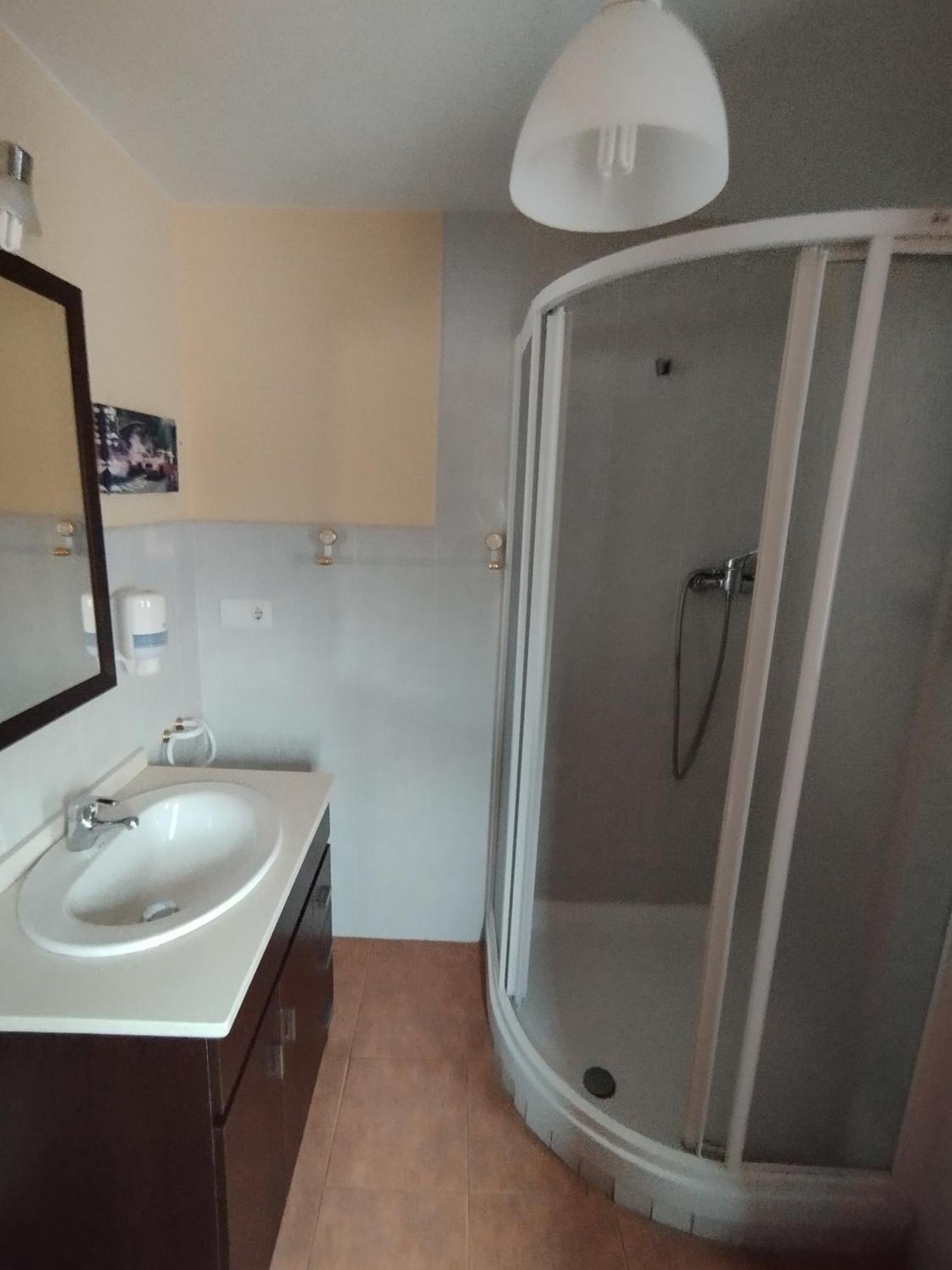 Pomaluengo Hostal Bordillas מראה חיצוני תמונה